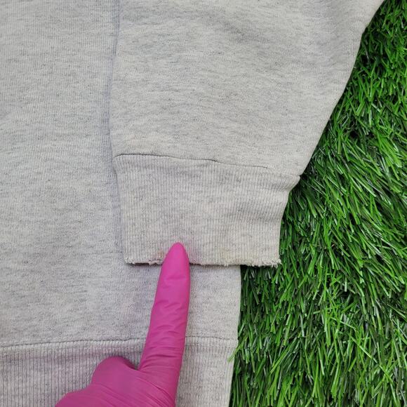 Vintage Looney-Tunes Taz Sweatshirt L/XL 23x22 Cropped - Picture 11 of 16